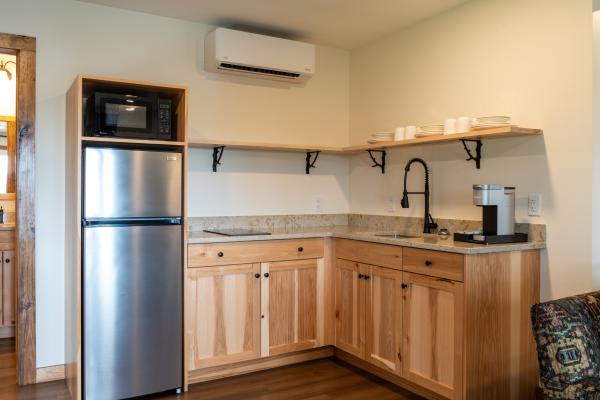 The kitchen in a chalet at the Lodge at Schroon Lake