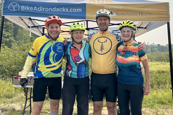 Look, it's a crew of SUNY Courtland alums, including Roadie Bill Peer.